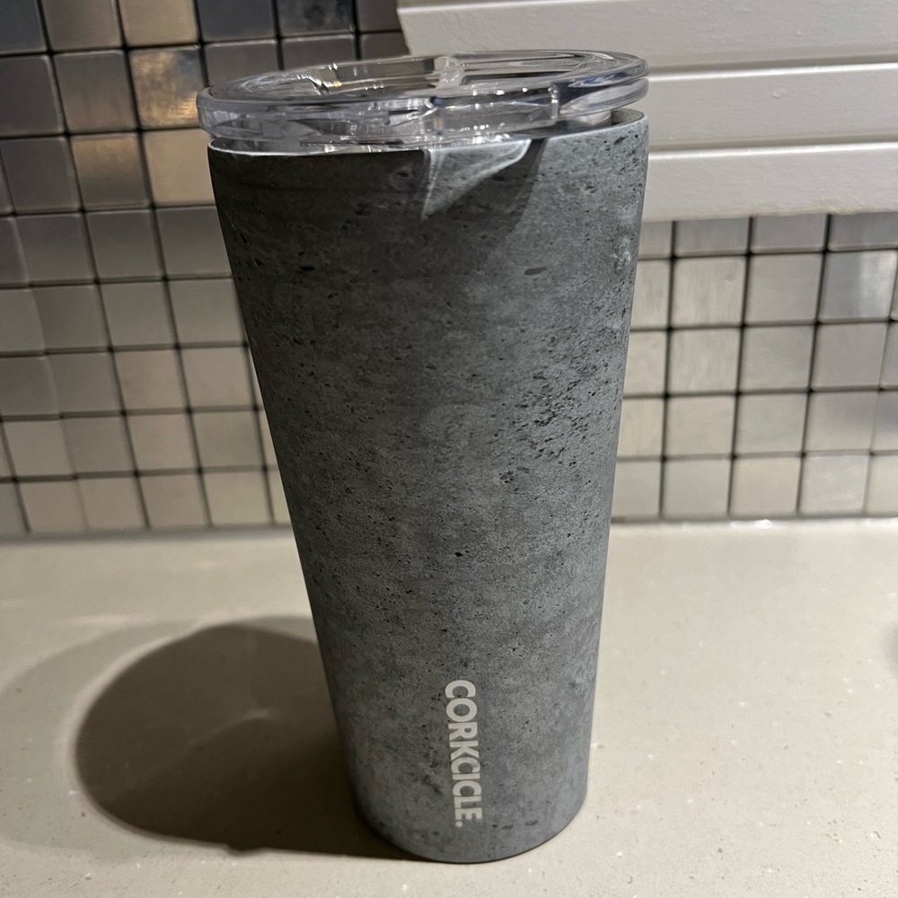 16oz tumbler . In New condition